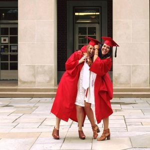 Meet your Posher, Elise